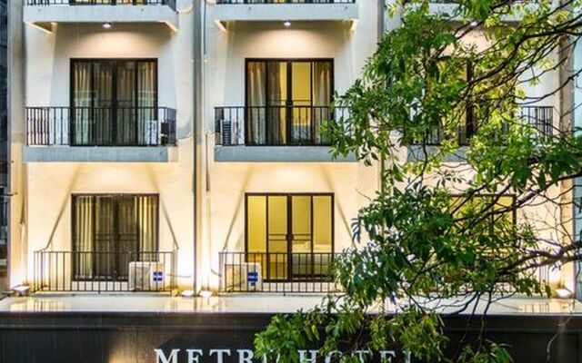 Metro Hotel