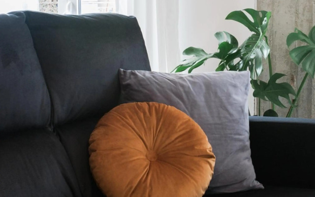 Industrial 1BR Apartment in Ampelokipoi Area by UPSTREET