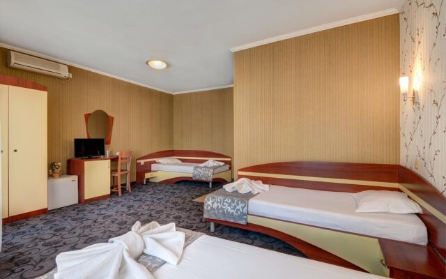 Hotel Prestige