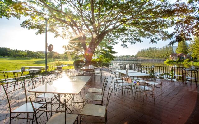 Chateau de Khaoyai Hotel & Resort