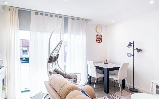 Perfectly Located Apartment - Sheffield City