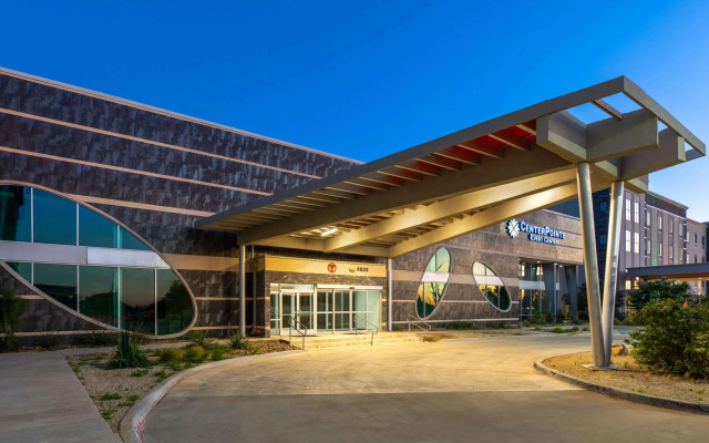 Days Inn & Suites by Wyndham Lubbock Medical Center