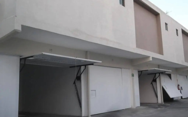 Motel Del Rey