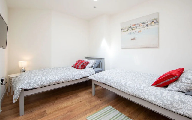 The Anchor Apartments