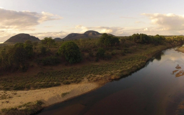 River House Bush and Safari Lodge