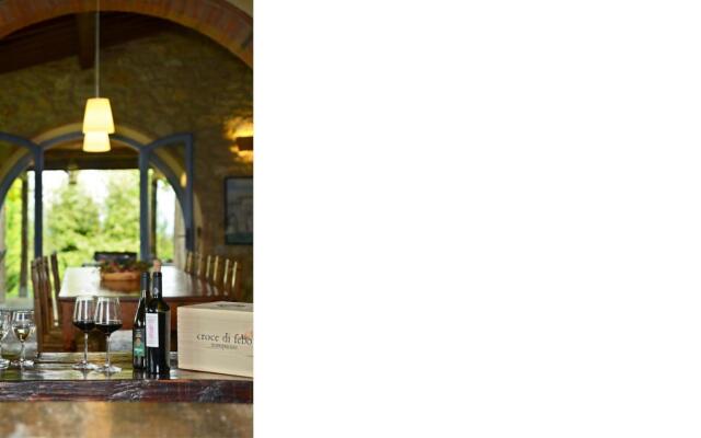 Independent Residence With 14 Beds in Montepulciano-podere Monti