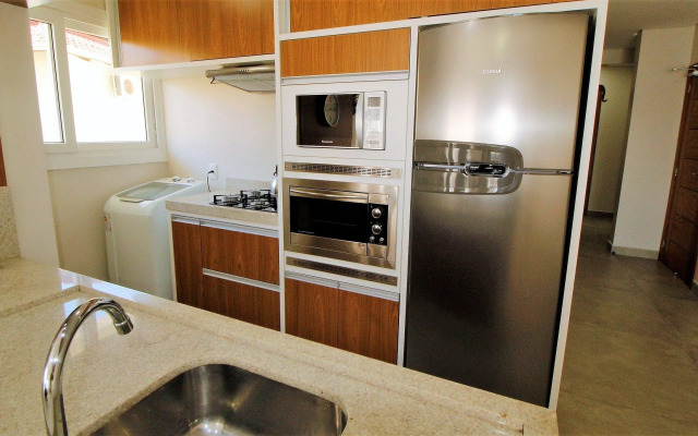 1079 - Apartamento com vista para o mar em Bombinhas