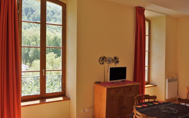 Logement n202 4pers face aux Thermes