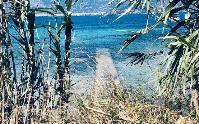 Seaside studio for 3 people - Alykes beach