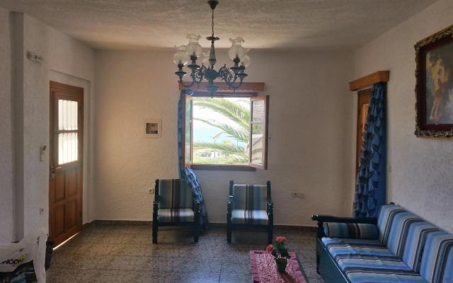 Montemar Studios & Apartments