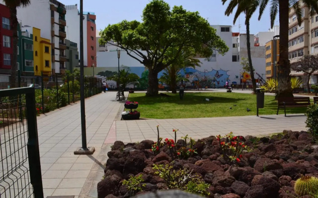 The blue house las Canteras