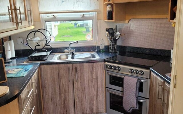 Discover Comfort Home From Home 8-birth Caravan