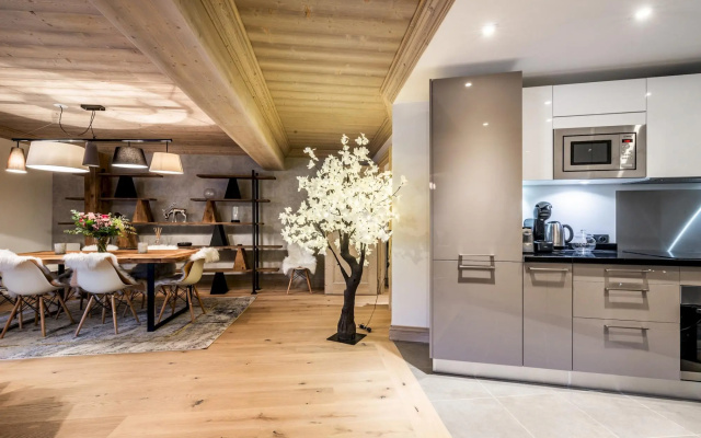 PADOUK - Apartment with hot tub in Courchevel Moriond