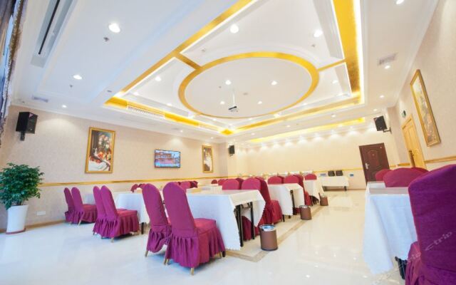 Vienna Hotel (Chongqing Hechuan High-speed Railway Station)