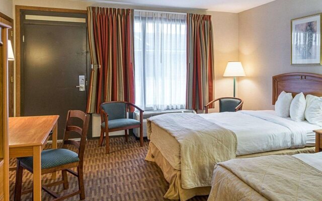 Quality Inn & Suites Skyways
