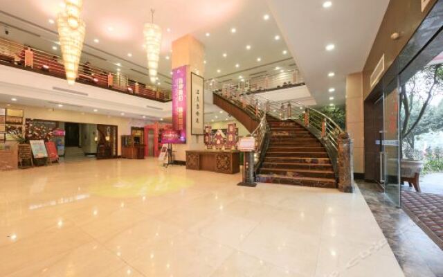 Oriental Landscape Holiday
