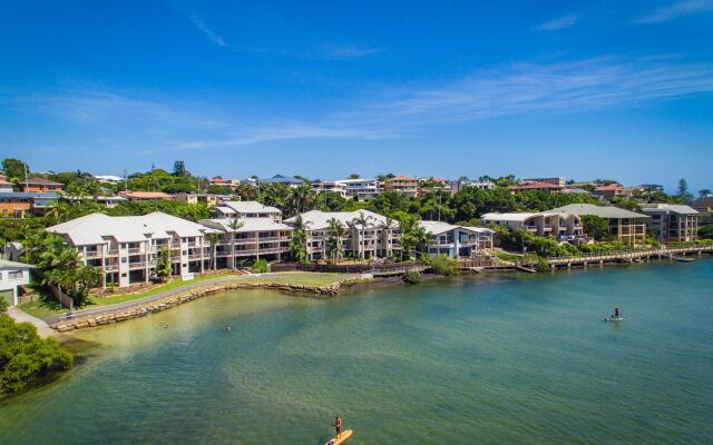 Sunrise Cove Holiday Apartments