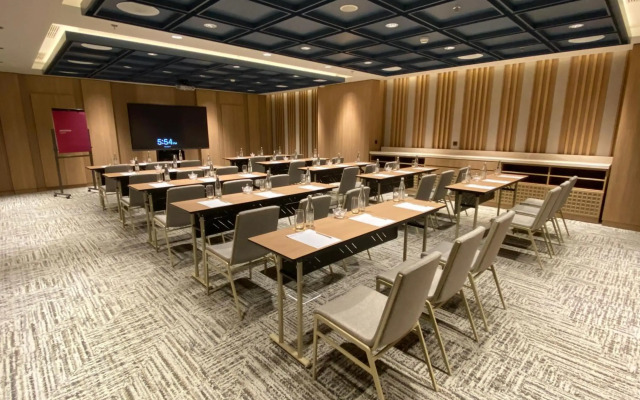 Mövenpick Hotel Jakarta City Centre