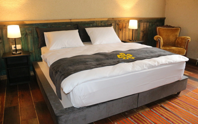 Zifin Hotel