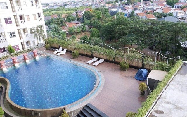 Great Location Studio Belmont Apartment near Puri Mall