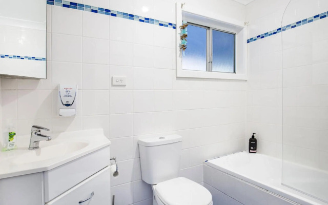 Buwadi - Pet Friendly - 3 Mins Walk to Beach
