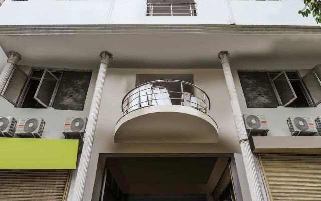 OYO SilverKey 27892 Shanti Complex