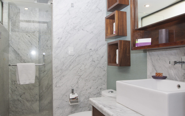 Las Suites Campos Eliseos