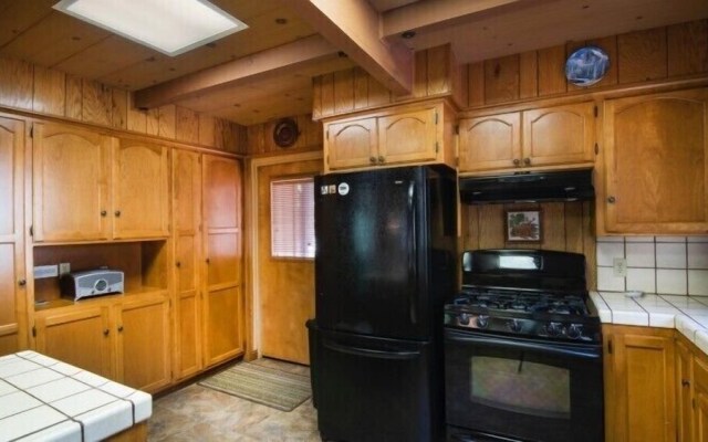 Scenic Wonders Bassett Cabin 5 Bedrooms