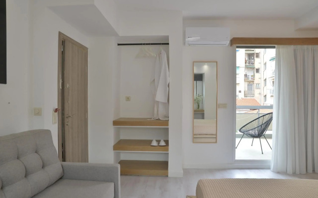 Alter Athens Hotel