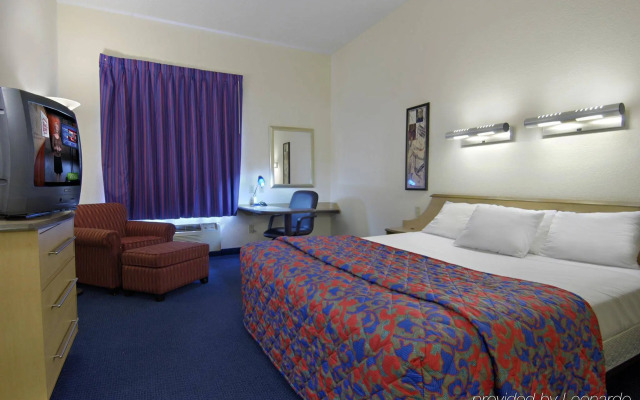 Townhouse Orlando West (ex.Red Roof Inn Orlando West - Ocoee)