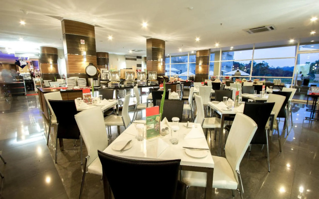 Lorin Sentul Hotel
