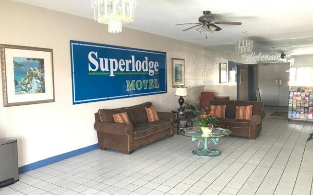 Superlodge Motel