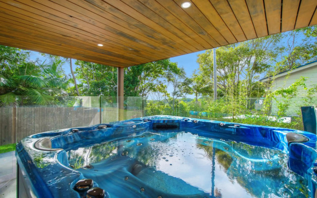 24 Hibiscus Crescent