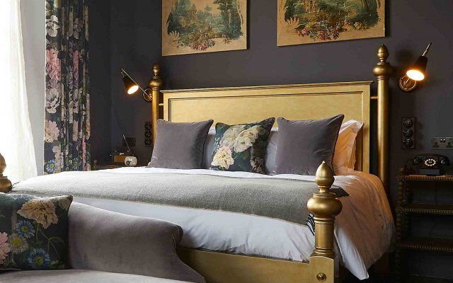 The Pig at Bridge Place