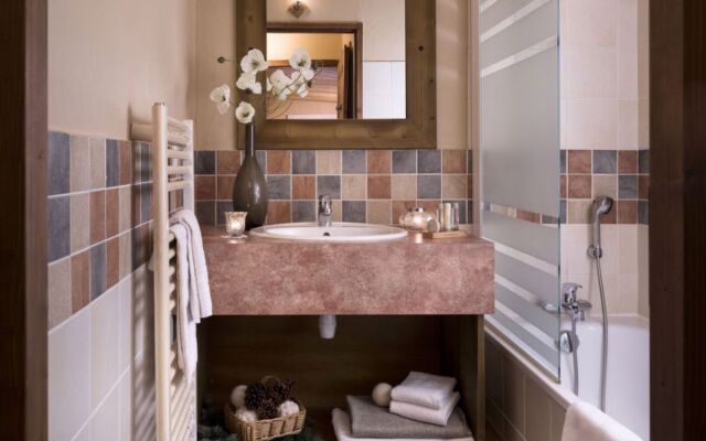 Le Hameau de la Sapinière (MEN605)