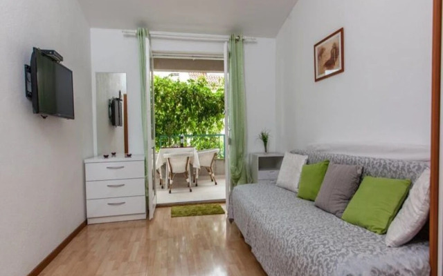 Jadro - 250 m From Beach - A2gornji