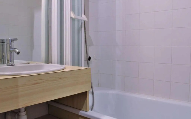 Appartement Risoul, 1 pièce, 4 personnes - FR-1-330-503