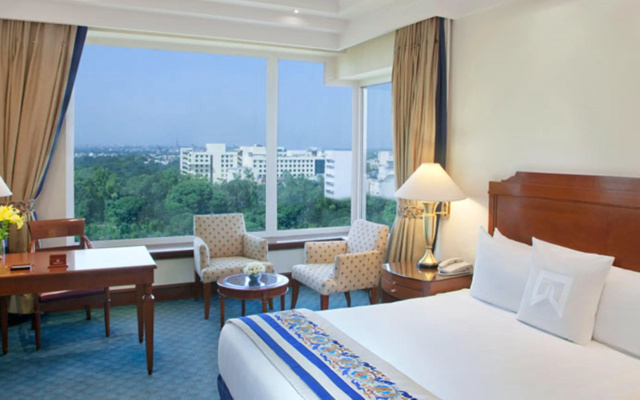 Sheraton New Delhi Hotel – Guest Rooms – New Delhi