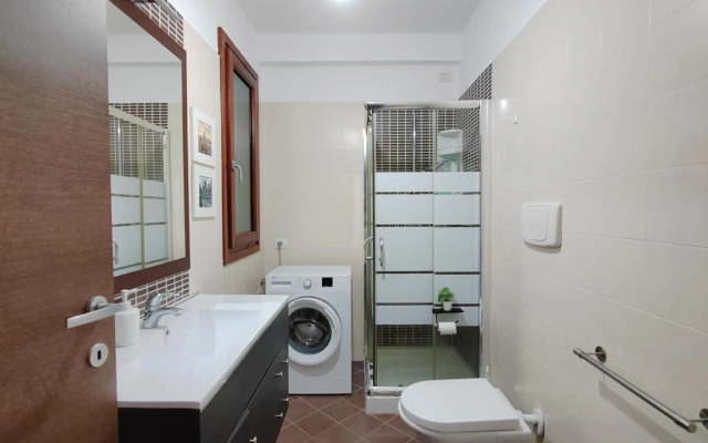 ValeValeHome - fully equipped kitchen, reserved parking, big garden