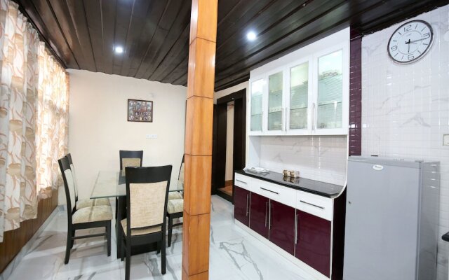 OYO 12243 Home Luxurious 3BHK Villa Longwood