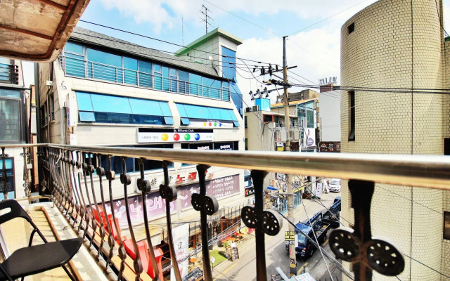 The One Hostel Hongdae