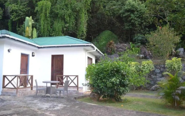 South Point Chalets