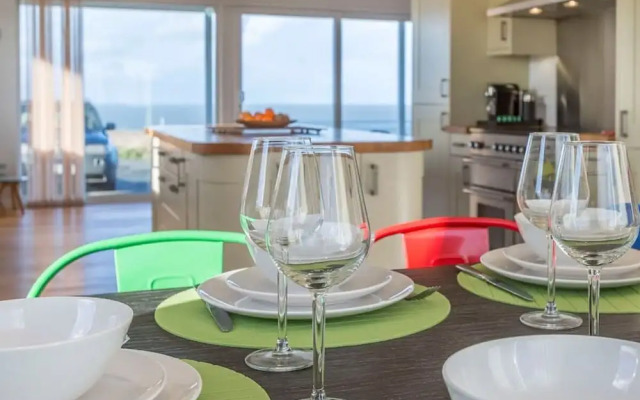 Poldare in Widemouth Bay