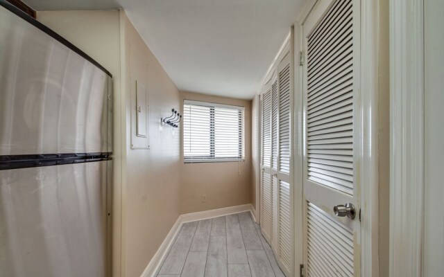 Elite Paradise 2 Bedroom Condo by RedAwning