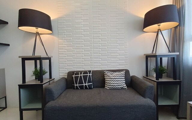 Nice And Modern 2Br At Royal Makassar Apartment