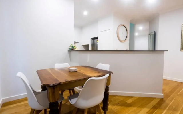 Lovely Shenton Park Townhouse