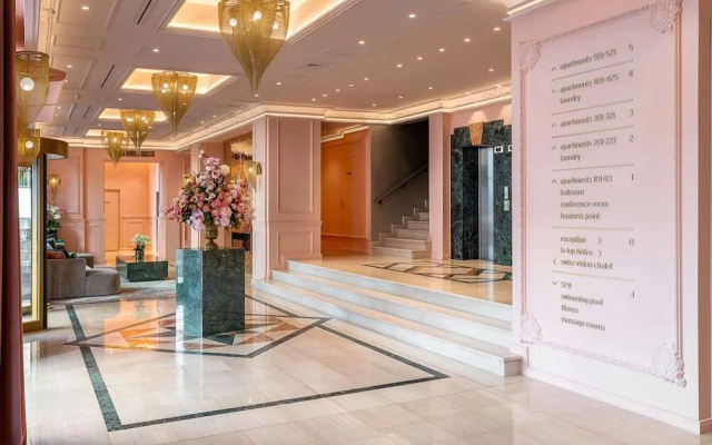 Ramada Majestic