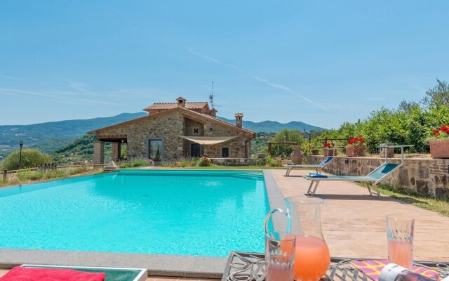 Le Macine 6 in Castel del Piano