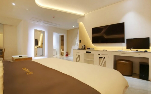 Cheonan Muse Hotel