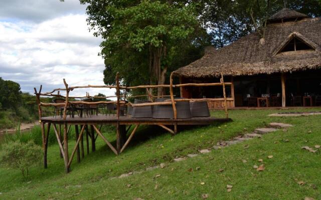 Mara River Camp